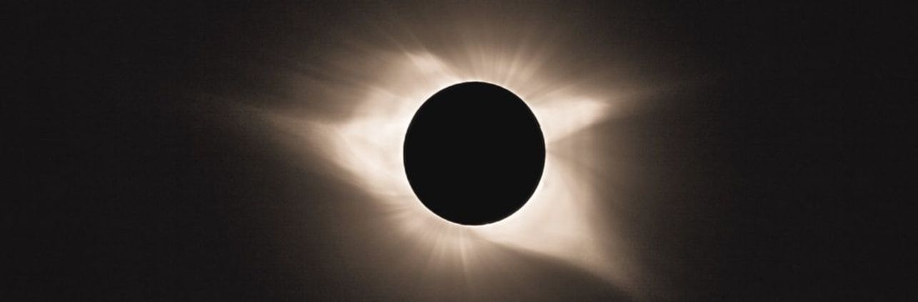 HDR composite of the solar corona during totality